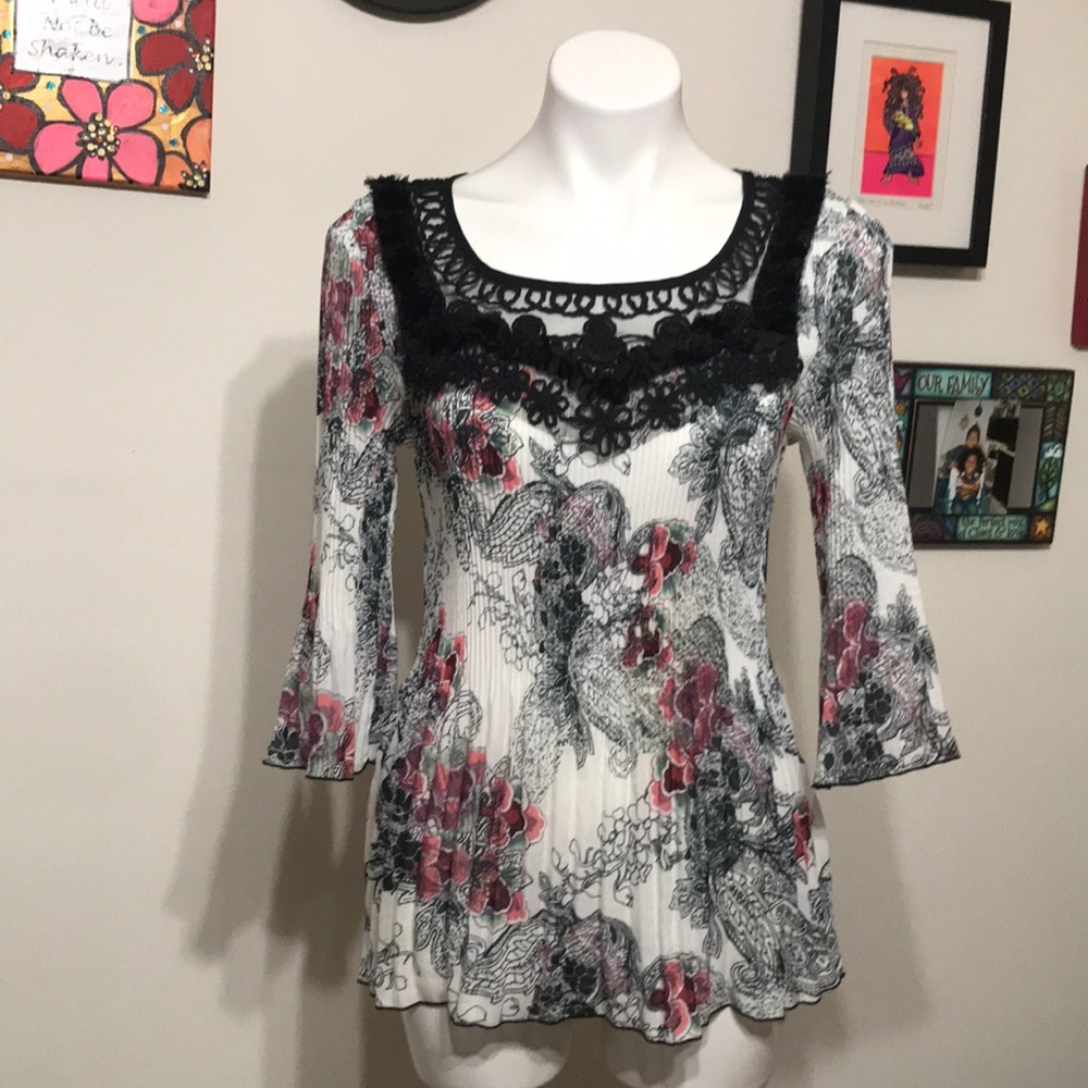 Investments Petites blouse NWOT